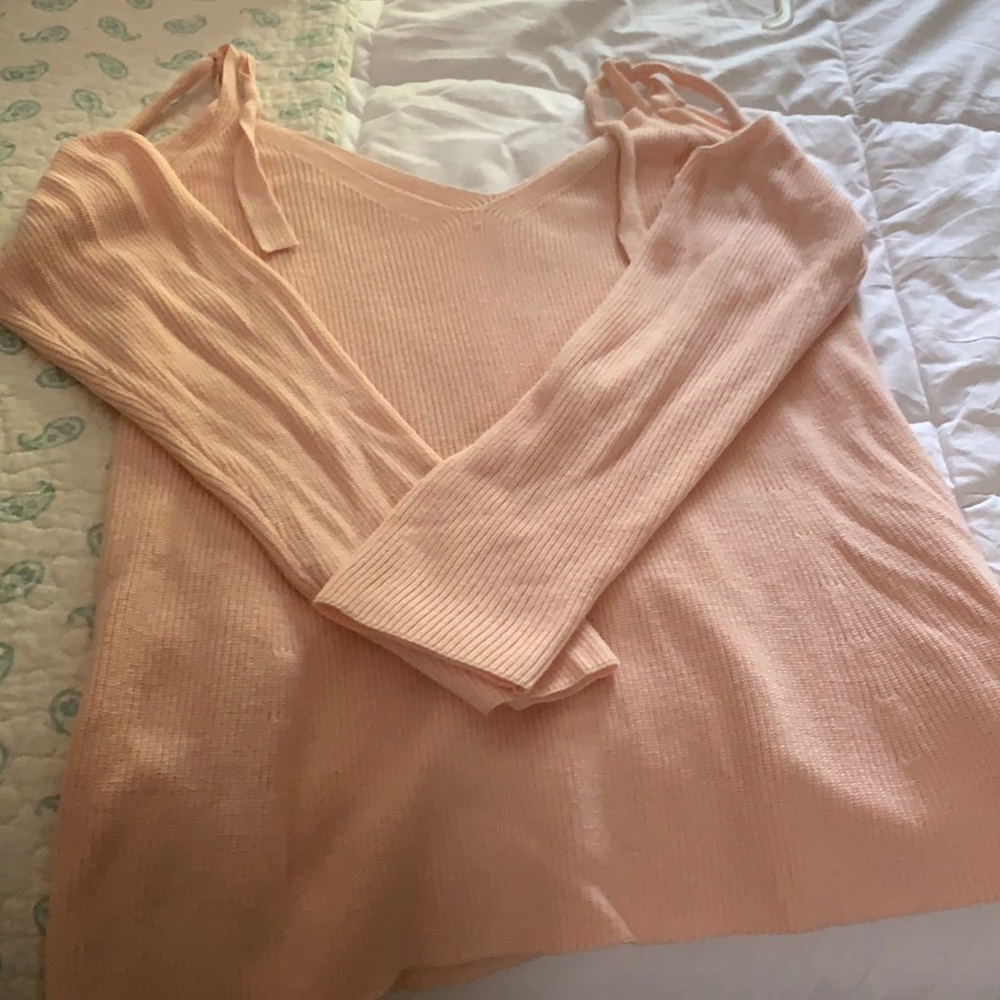 Women’s cold shoulder sweater